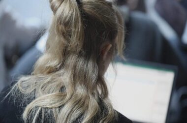 Digitalminister warnt vor Auswirkungen von KI auf Arbeitsmarkt