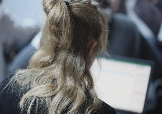 Digitalminister warnt vor Auswirkungen von KI auf Arbeitsmarkt