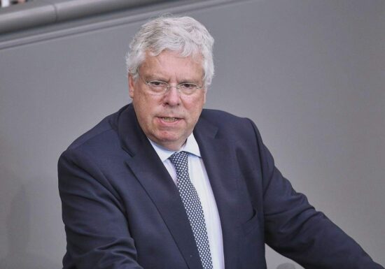 Hardt will alle Gruppen in Syriens Zukunft einbinden