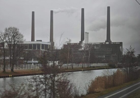 VW-Gewinn halbiert sich 2025