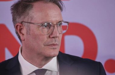 Schweitzer will SPD in Koalitionsverhandlungen mit CDU führen