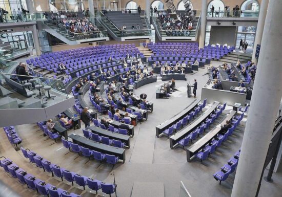 Bundestag beschließt Änderungen an Krankenhausreform