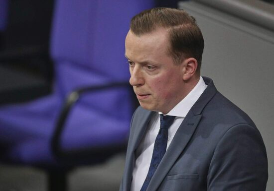 Rufe aus SPD nach Klarheit von Regierung in Völkerrechtsfrage