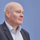 Wirtschaftsweiser Truger drängt auf Maßnahmen gegen Inflation