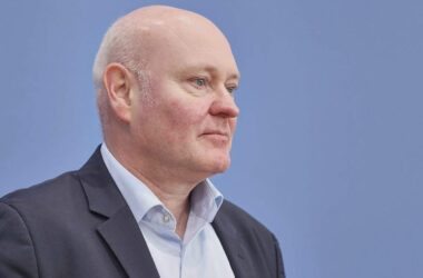 Wirtschaftsweiser Truger drängt auf Maßnahmen gegen Inflation