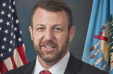 Trump macht Markwayne Mullin zum neuen "Heimatschutzminister"