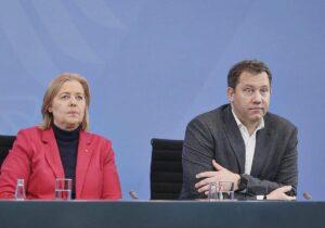 Rufe aus SPD nach Rücktritt von Klingbeil und Bas