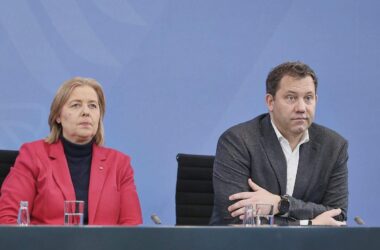 Rufe aus SPD nach Rücktritt von Klingbeil und Bas