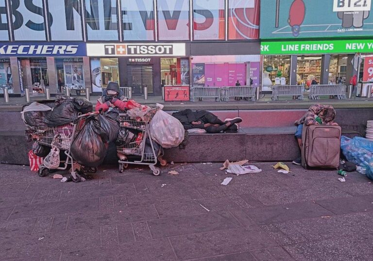 US-Arbeitslosenquote im Februar auf 4,4 Prozent gestiegen