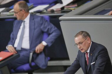 Insa: Union weiter knapp vor der AfD - SPD verliert