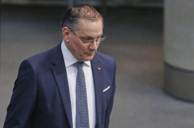 Chrupalla geht auf Distanz zu Frohnmaier-Aussagen zum Nahost-Krieg