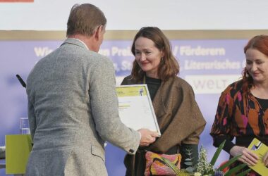Katerina Poladjan bekommt Preis der Leipziger Buchmesse