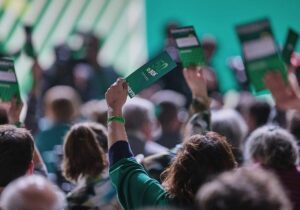 Grünen-Spitze bringt Urabstimmung über Satzungsänderung auf den Weg