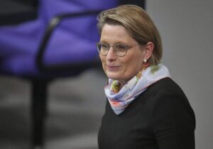 Justizministerin will "Nur Ja heißt Ja"-Regelung bei Jugendlichen