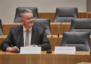 Schweitzer verspricht CDU Bildung einer "ordentlichen Regierung"