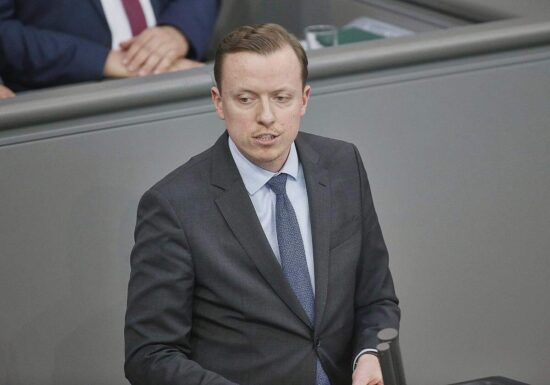 SPD-Politiker Ahmetovic kritisiert Kommunikation von Wadephul