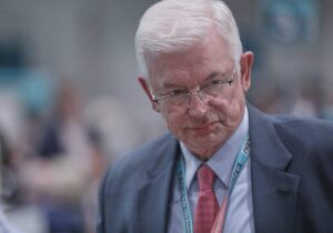 Koch verlangt von Merz Opferbereitschaft für Reformen