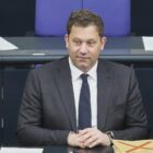 Klingbeil offen für niedrigere Kostengrenze für Altersvorsorgedepot