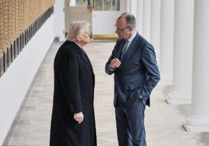 Bundesregierung hält Einladung an Trump weiter aufrecht