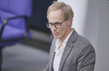 SPD warnt vor Desinformationskampagnen vor Ost-Wahlen