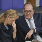 Dobrindt und Prien laden zu Krisentreffen über "Demokratie leben"