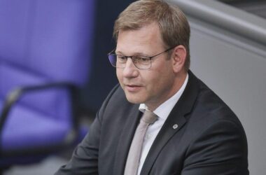 Union verteidigt Auslands-Genehmigungspflicht