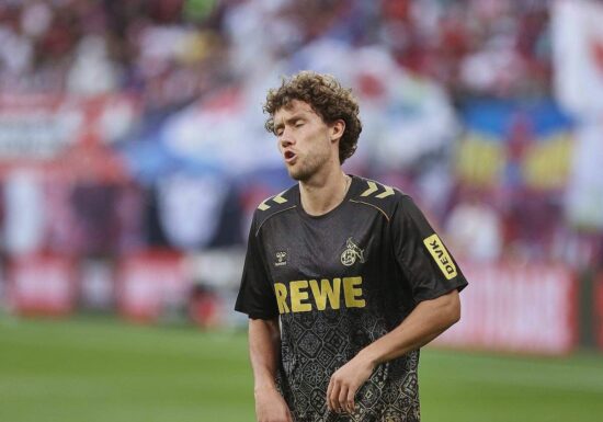 Bundesliga: Später Elfmeter rettet Köln Punkt am Millerntor