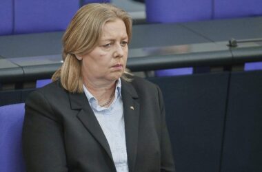 Verdi-Chef fordert von Bas Einsatz für Arbeitnehmerrechte