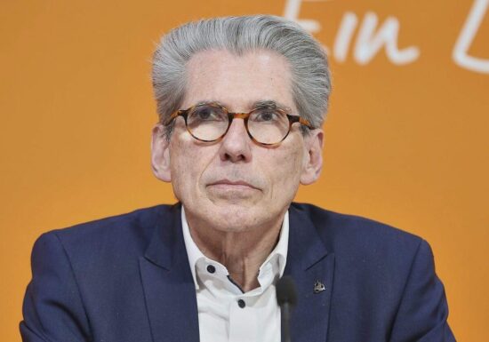 DAK verurteilt Warkens Pläne für Pflegereform