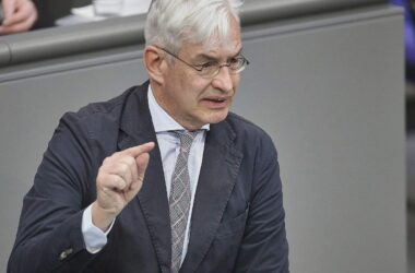 Union warnt vor "Reflex" zum Schuldenmachen wegen Iran-Krieg