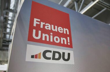 Frauen Union fordert besseren Schutz für Deepfake-Opfer