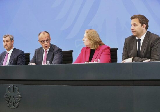 Bundesregierung kündigt "Energiesofortprogramm" an