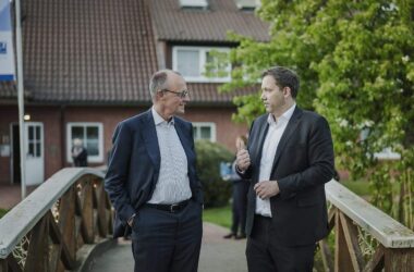 Merz besucht Klingbeil in dessen niedersächsischem Wahlkreis