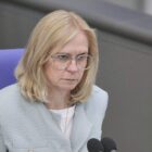 Lindholz will Signal-Verbot für Politiker