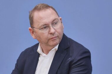 Verdi bezeichnet steuerfreie 1.000-Euro-Prämie als "Rohrkrepierer"