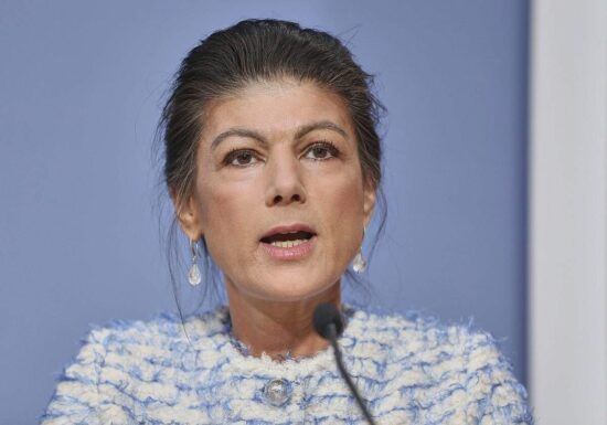 Wagenknecht kritisiert Haushaltsentwurf 2027 scharf