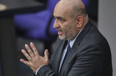 Nouripour fordert mehr Unterstützung der Ukraine