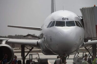 Vorsitzende des Tourismusausschusses rät zu Vorsicht bei Fernreisen