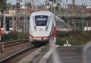 Grüne: Einfrieren der Ticketpreise bei Bahn "richtig und wichtig"