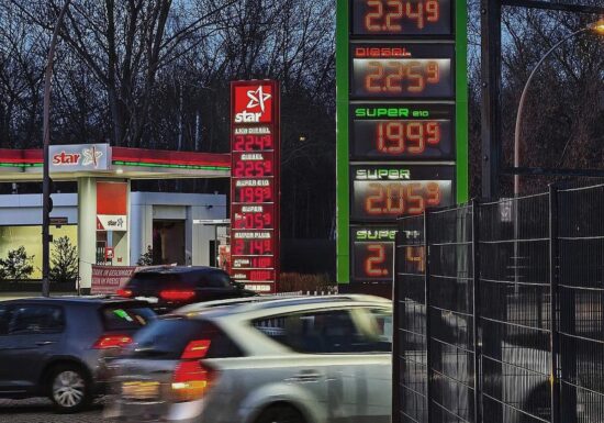 Ost-Regierungschefs fordern Aussetzen der CO2-Abgabe auf Benzin