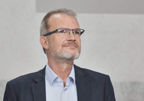 TK-Chef Baas vermisst Mut in der Politik