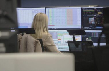 Dax lässt nach - Energiepreise und Nahost-Konflikt belasten