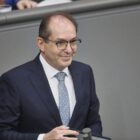 Dobrindt plant 3,5 Milliarden Mehrkosten für Beamte pro Jahr