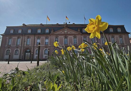 CDU und SPD in Rheinland-Pfalz stellen Koalitionsvertrag vor
