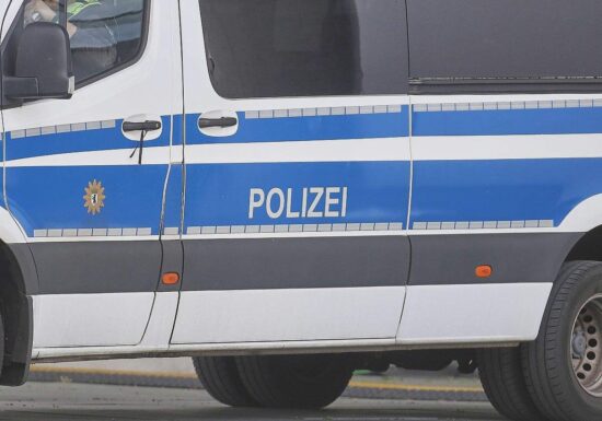 84-Jähriger nach hunderten Fällen Kindesmissbrauch festgenommen