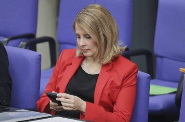 Datenabfluss nach Signal-Attacke laut Bundesregierung "gestoppt"