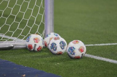 Ausschusschefin Özoğuz kritisiert Fifa-Preispolitik scharf