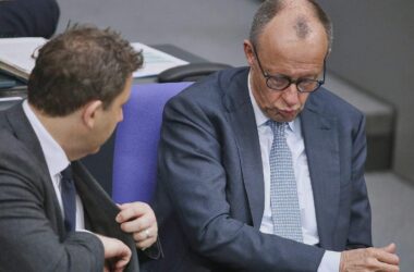 Infratest: SPD und Union verlieren in Sonntagsfrage deutlich