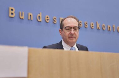 Grüne fordern Aufklärung wegen Chaos bei Beamtenbesoldung