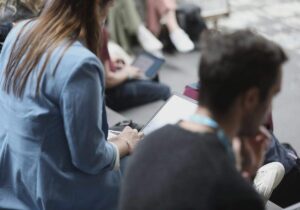 Umfrage: Deutsche blicken gespalten auf "Künstliche Intelligenz"